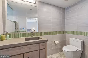 1700 Kalorama Rd NW, Washington, DC 20009 - Photo 16