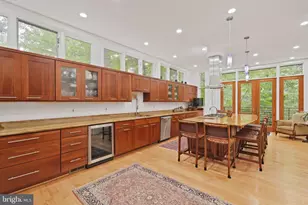 2807 Chesterfield Pl NW, Washington, DC 20008 - Photo 10