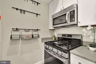 2714 Ontario Rd NW, Washington, DC 20009 - Photo 10