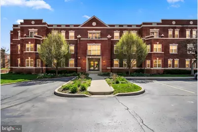 3611 38th Street NW #243, Washington, DC 20016 - Photo 2