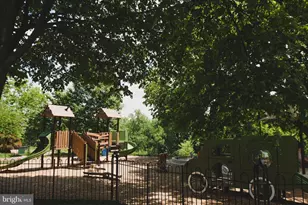 1342 27th St NW, Washington, DC 20007 - Photo 28