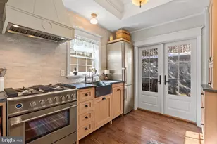 1342 27th St NW, Washington, DC 20007 - Photo 8