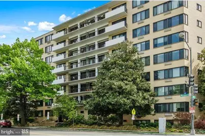 3601 Wisconsin Avenue NW #701, Washington, DC 20016 - Photo 2