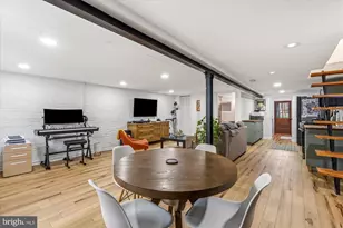 41 V St NW, Washington, DC 20001 - Photo 28