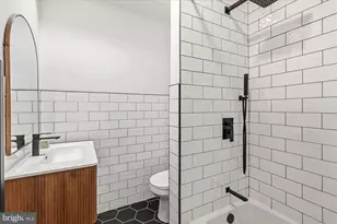 41 V St NW, Washington, DC 20001 - Photo 24