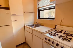 1801 Clydesdale Pl NW, Washington, DC 20009 - Photo 6