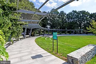 73 G St SW, Washington, DC 20024 - Photo 54