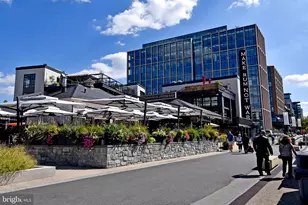 73 G St SW, Washington, DC 20024 - Photo 40