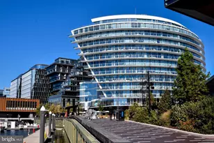 73 G St SW, Washington, DC 20024 - Photo 70