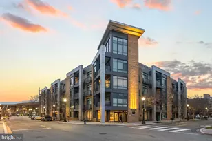525 Water Street SW, Washington, DC 20024 - Photo 2