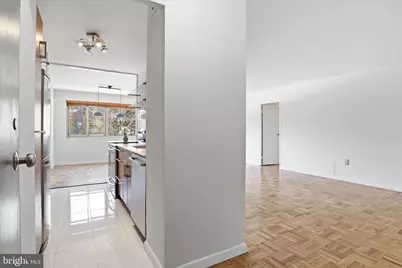 4600 Connecticut Avenue NW #423, Washington, DC 20008 - Photo 4