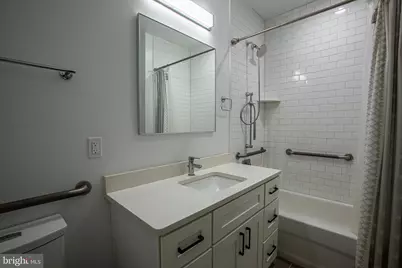 1016 17th Place NE #8, Washington, DC 20002 - Photo 20