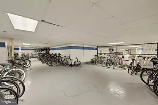 215 I St NE, Washington, DC 20002 - Photo 36