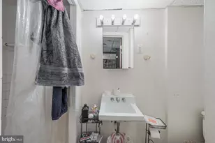 2018 Tunlaw Rd NW, Washington, DC 20007 - Photo 10