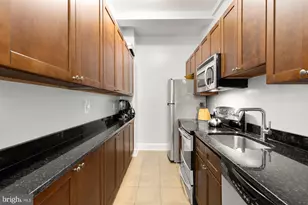 1613 Harvard St NW, Washington, DC 20009 - Photo 16