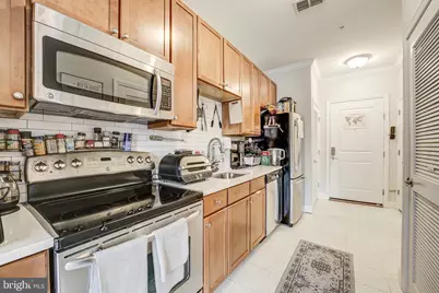 1391 Pennsylvania Avenue SE #253, Washington, DC 20003 - Photo 6