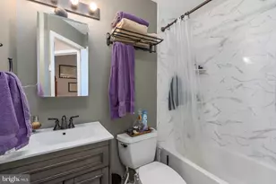 610 Irving St NW, Washington, DC 20010 - Photo 22