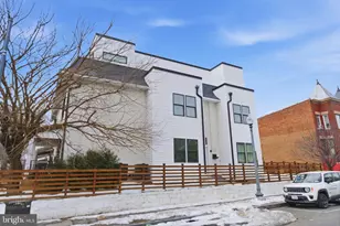 1001 Kenyon St NW, Washington, DC 20010 - Photo 4