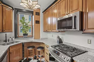 2220 20th St NW, Washington, DC 20009 - Photo 8