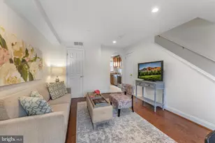 1527 K St SE, Washington, DC 20003 - Photo 6