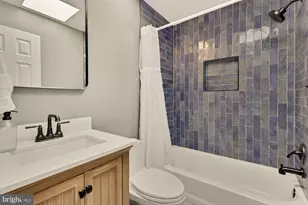 1225 T St NW, Washington, DC 20009 - Photo 28