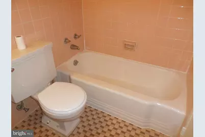 4600 Connecticut Avenue NW #630, Washington, DC 20008 - Photo 16