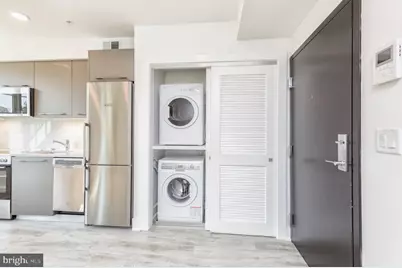 816 Potomac Avenue SE #304, Washington, DC 20003 - Photo 6