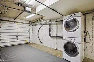 1770 Hobart St NW, Washington, DC 20009 - Photo 24