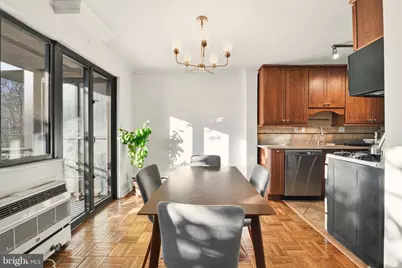 2325 42nd Street NW #204, Washington, DC 20007 - Photo 20