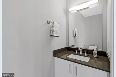 88 V Street SW #801, Washington, DC 20024 - Photo 6