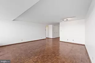 2500 Virginia Ave NW, Washington, DC 20037 - Photo 6