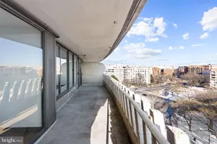 2500 Virginia Ave NW, Washington, DC 20037 - Photo 22