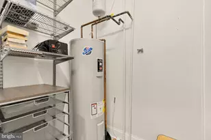 1017 Monroe St NW, Washington, DC 20010 - Photo 28