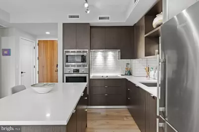 1300 4th Street SE #806, Washington, DC 20003 - Photo 4