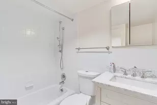 1425 4th St SW, Washington, DC 20024 - Photo 28