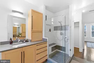 938 French St NW, Washington, DC 20001 - Photo 24