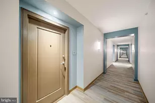 355 I Street SW, Washington, DC 20024 - Photo 2