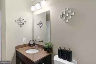 417 18th St NE, Washington, DC 20002 - Photo 34