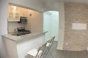 1 Scott NW, Washington, DC 20036 - Photo 14