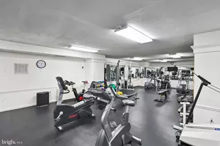 3001 Veazey Terrace NW, Washington, DC 20008 - Photo 16