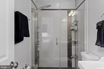 310 16th Street NE, Washington, DC 20002 - Photo 28