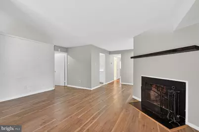 3446 Summit Court NE #3446, Washington, DC 20018 - Photo 4