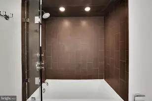 1401 17th St NW, Washington, DC 20036 - Photo 32