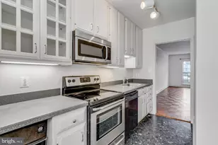 3265 Sutton Pl NW, Washington, DC 20016 - Photo 8