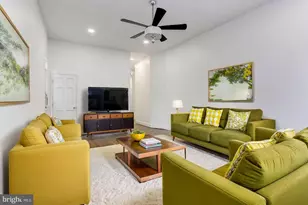 638 G St NE, Washington, DC 20002 - Photo 2