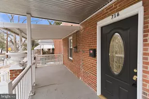 716 Croissant Pl SE, Washington, DC 20019 - Photo 6