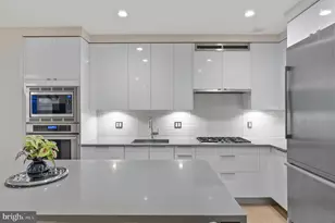 45 Sutton Square SW, Washington, DC 20024 - Photo 14