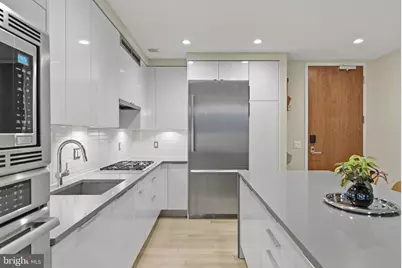 45 Sutton Square SW #403, Washington, DC 20024 - Photo 14