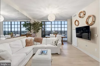 45 Sutton Square SW #403, Washington, DC 20024 - Photo 2