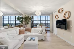 45 Sutton Square SW, Washington, DC 20024 - Photo 2
